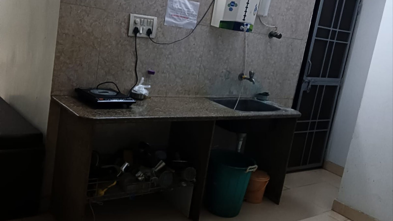Equipped Kitchen on all floors
